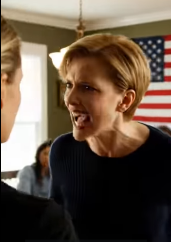 When I walked into my parents’ house, I heard my mother say, “Your sister’s kids eat first, and your kids can wait for whatever is left.” My kids were sitting in the corner, staring at empty plates, trying to look brave like they didn’t want to cry. My sister just shrugged. “Get used to it. That’s how this house is.” Then my father added, “They need to learn patience.” I didn’t argue. I didn’t beg. I simply took my kids by the hand and walked out. Minutes later… my phone wouldn’t stop buzzing, and the voices on the other end didn’t sound nearly as confident as they had before.