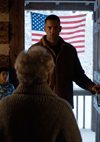 The night a nearly broke single mom opened her mountain lodge door to a stranger whose eyes scared her more than the blizzard outside