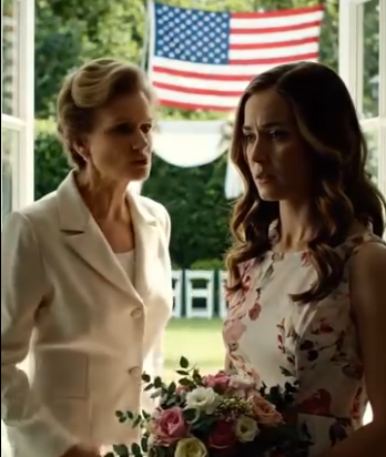 “Marrying a plumber? How embarrassing,” my parents sneered, and my sister mocked, “Who would even show up?” They turned their backs, left the bride’s side empty, and I walked down the aisle alone. I thought that was the bottom, until an embossed envelope from Washington showed up, with a date that turned their glamorous party into a test.