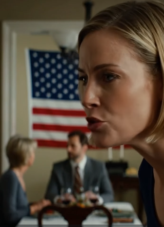 The bank called me on Wednesday afternoon, demanding an overdue mortgage balance of USD 523,000 in my name, even though I had never bought a house and had never signed anything; when I opened the contract file, I went numb because my name was on my sister’s home loan; at Sunday family dinner, my parents kept smiling, my sister kept scrolling, then I asked one question and the whole table went silent.